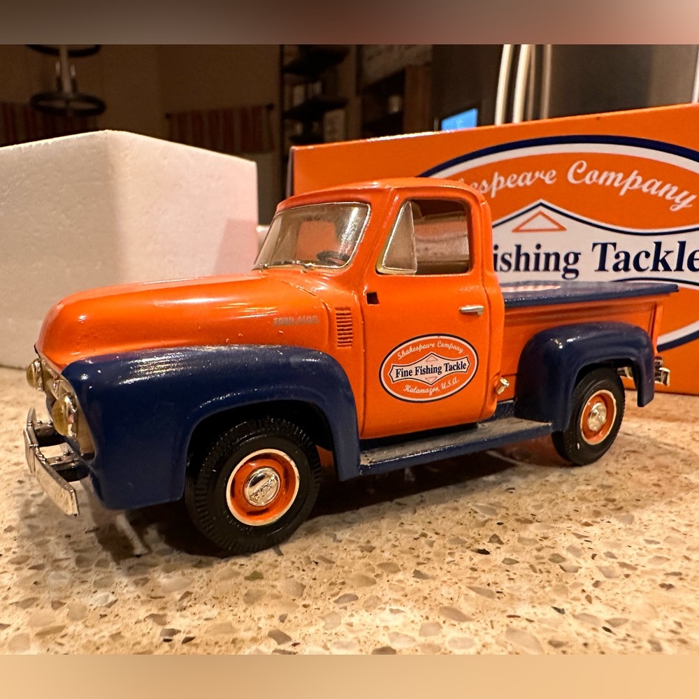 '53 Ford Pick Up Truck 2nd in Series Tackle #10-1638 First Gear 1996 1/34 Scale